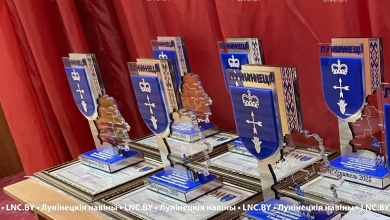 Победителей районного соревнования трудовых коллективов наградили в Лунинце