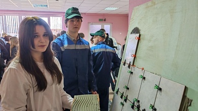 Выбирай профессию по душе! Ярмарку целевой подготовки провели в Лунинце