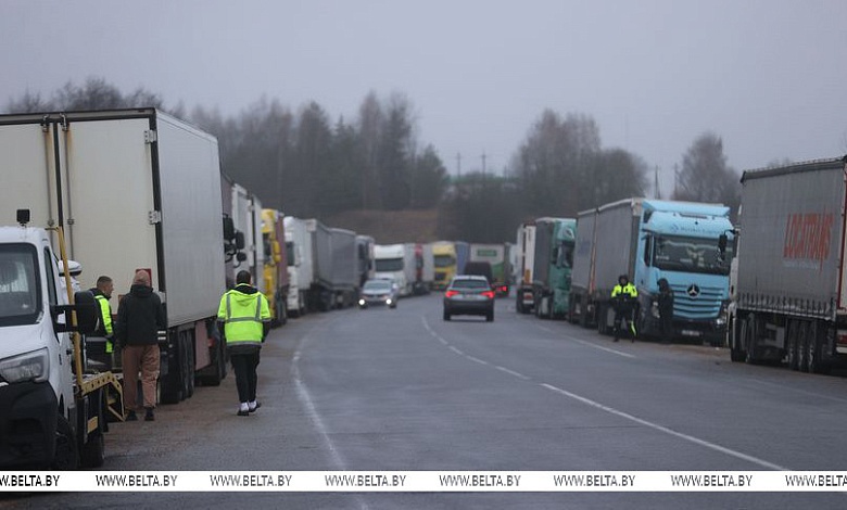 Зарубежные перевозчики обратились к Президенту для урегулирования ситуации с фурами с литовской регистрацией