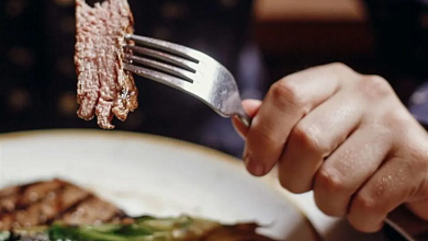 Смертельная трапеза: эксперты установили причину гибели двух мужчин в Брестской области