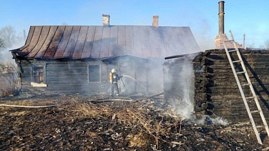 Баня, хозпостройка и нежилой дом горели в Лунинецком районе