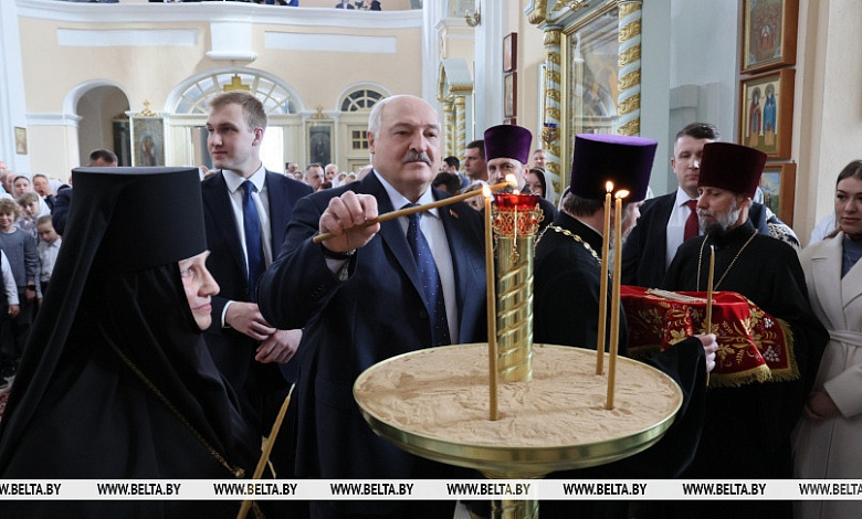 Лукашенко отметил символизм того, что праздник Пасхи совпал у православных и католиков
