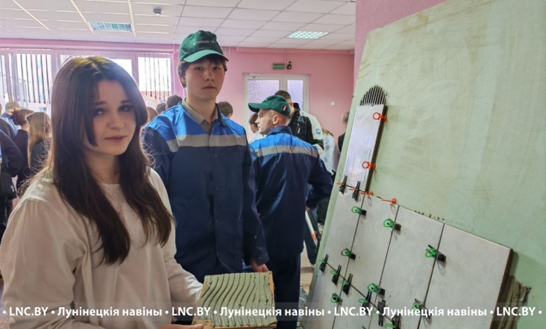 Выбирай профессию по душе! Ярмарку целевой подготовки провели в Лунинце