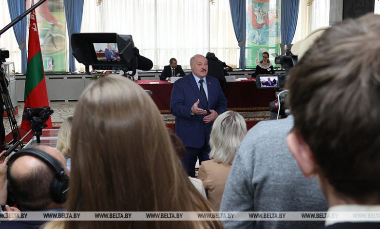 Лукашенко: никакой войны с территории Беларуси не идет