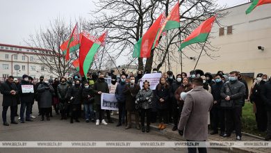 Фотофакт: Пикет у Представительства УВКБ ООН по делам беженцев в Беларуси