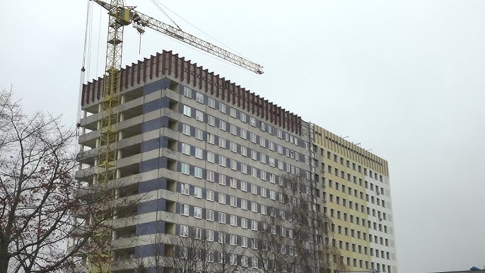 Кто в ответе? В Пинске продолжается реконструкция центральной больницы