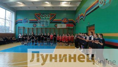 Зональные соревнования по волейболу в рамках районной спартакиады (Лунинецкий район)