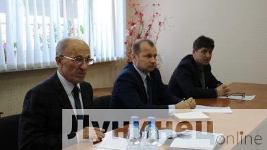 Фотофакт: встреча руководителя Лунинецкого района с работниками филиала райпо
