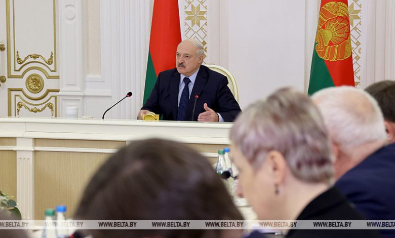 Лукашенко: товарного дефицита у нас нет и не будет, это я людям гарантирую