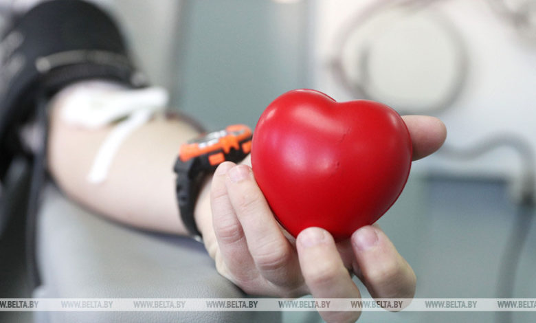 В Беларуси наградят более 1,1 тыс. доноров крови