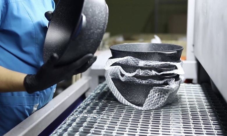 Предприятие "Виктория" принимает на работу специалистов. Есть шесть вакансий