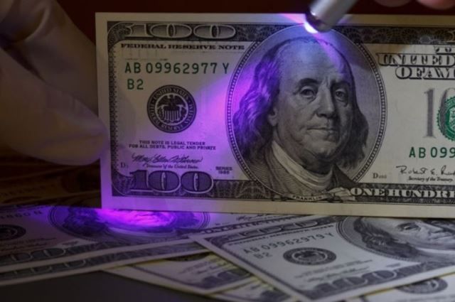 Сколько и какие фальшивые купюры выявили в Беларуси