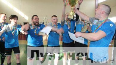Команда «Гранит» — чемпион Лунинецкого района по волейболу (Микашевичи)