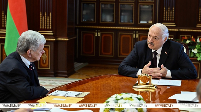 Лукашенко на встрече с Коулом развеял фейк, который разгоняют беглые на Западе