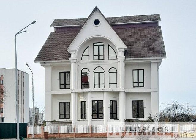 В Лунинце выставили на продажу дом с ценой — более миллиона рублей!