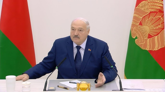 Лукашенко: Ты задал вопрос, что она умерла! Покажите её народу! // Президент с журналистами