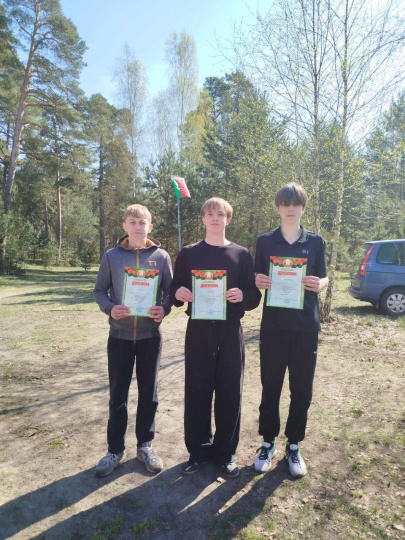 Испытание на выносливость: в Лунинце прошел весенний кросс