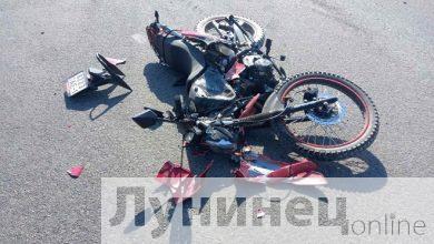 В деревне Вичин произошло ДТП: пострадал мотоциклист (Лунинецкий район)