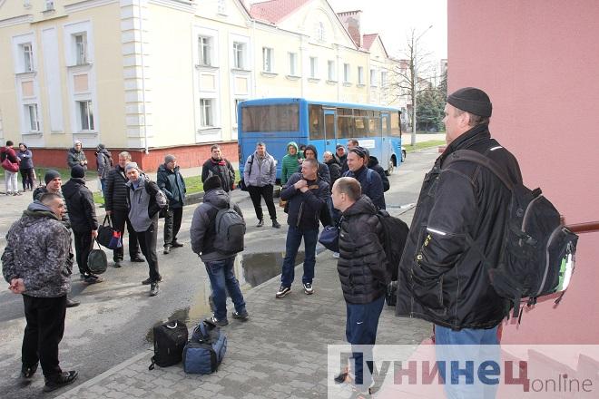 Когда военнослужащие, призванные из запаса, вернутся домой? В Министерстве обороны рассказали