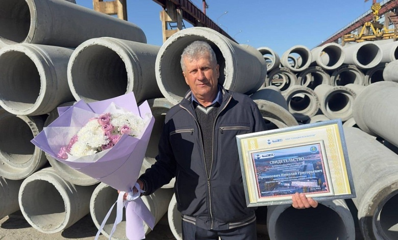 Живая летопись завода! 40 лет рабочего стажа Николая Прокоповича  