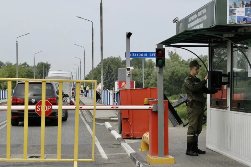 ГАИ запретит этим водителям в Беларуси выезжать за границу