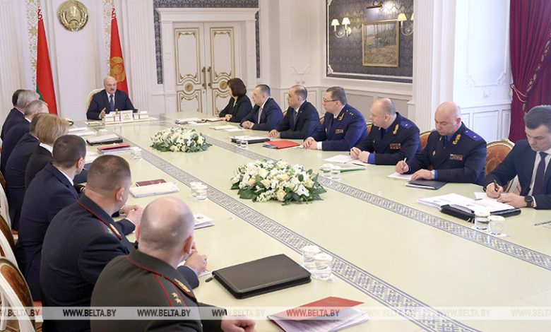 Законодательные новации в сфере нацбезопасности и охраны общественного порядка обсудили у Лукашенко