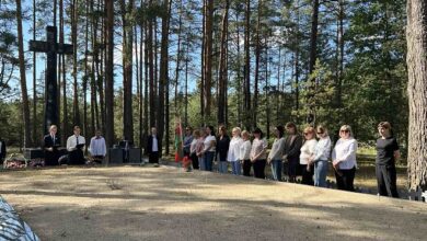 Специалисты Лунинецкого ТЦСОН посетили мемориальный комплекс «Ситницкий Двор»