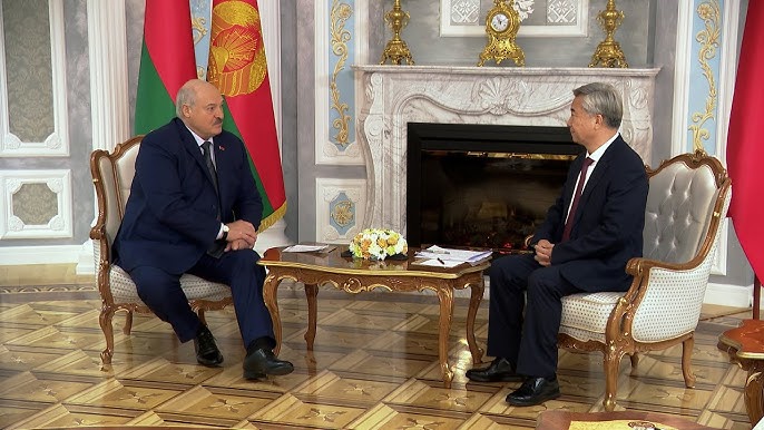 Лукашенко: Польша играет роль какого-то коня-скакуна! // Про Китай, Беларусь и действия Польши