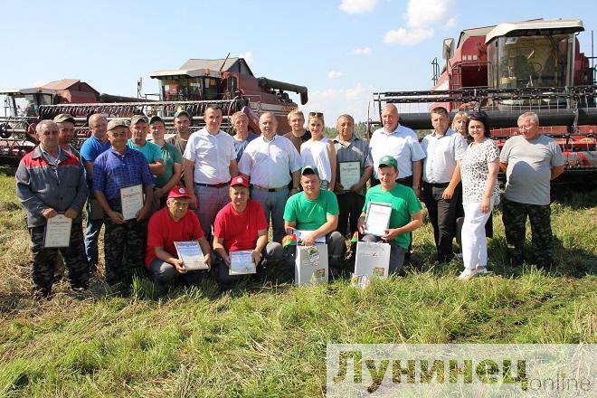 Тысячи тонн комбайнеров из Лунинецкого района