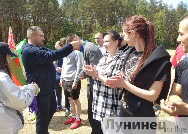 Военные устроили семейный праздник в Лунинце