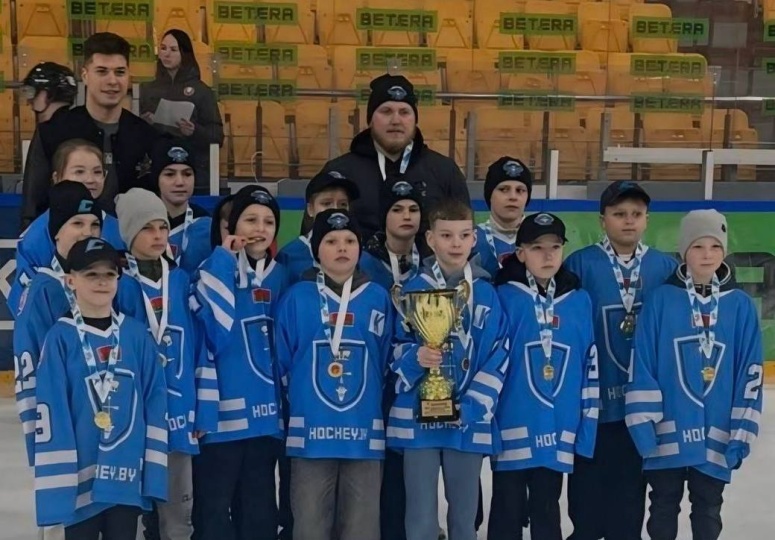 Юные хоккеисты из Лунинца стали победителями очередного турнира! 
