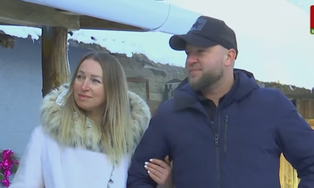  Она любила лошадей, он их боялся. Теперь у них 10 лошадей, свиньи и свой дом