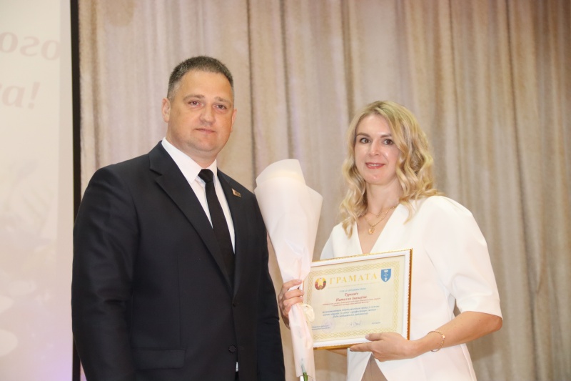 Спасибо вам за все! Медработников чествовали в Лунинце