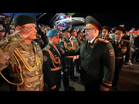 Лукашенко: Специально на вечер перенесли! // Парады в Минске и Москве, Запад и уроки войны