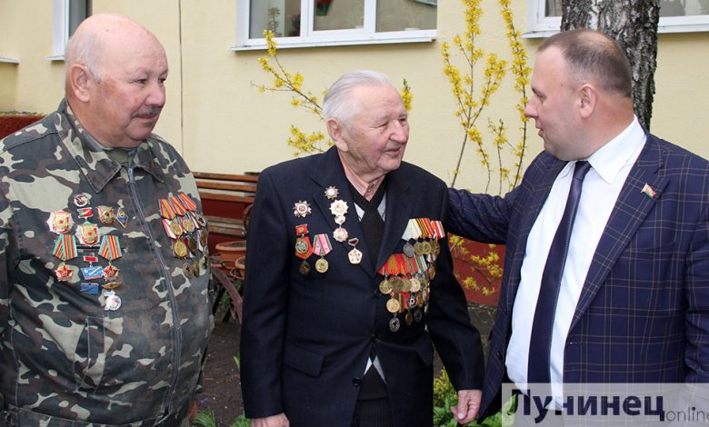 Виктор Рафалович поздравил районный совет ветеранов с наступающим Днем Победы