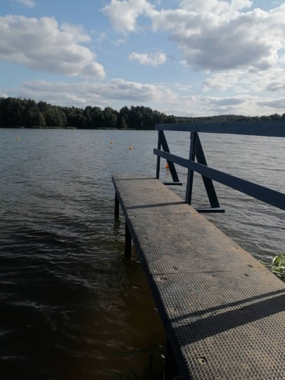 Минчанин прыгнул в воду головой вниз и сломал шейные позвонки. Он в реанимации   