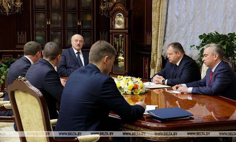Лукашенко: ПВТ должен работать прежде всего на Беларусь