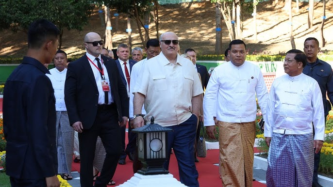 Назвал главную проблему Зеленского, посадил дерево удачи и поговорил с Путиным: НЕДЕЛЯ ЛУКАШЕНКО!