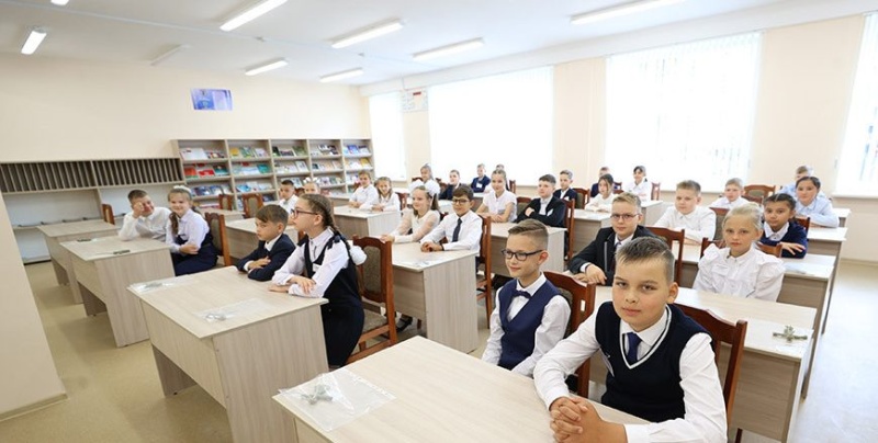 17 сентября в школах Беларуси пройдет урок ко Дню народного единства 
