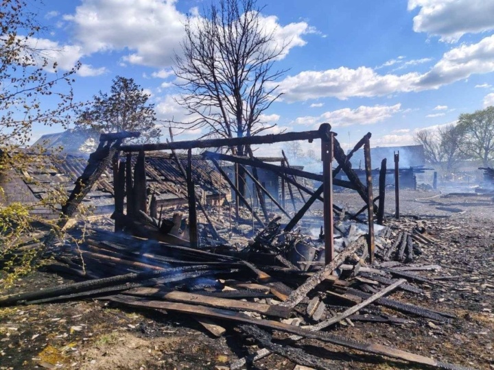 В Красной Воле сгорела хозяйственная постройка