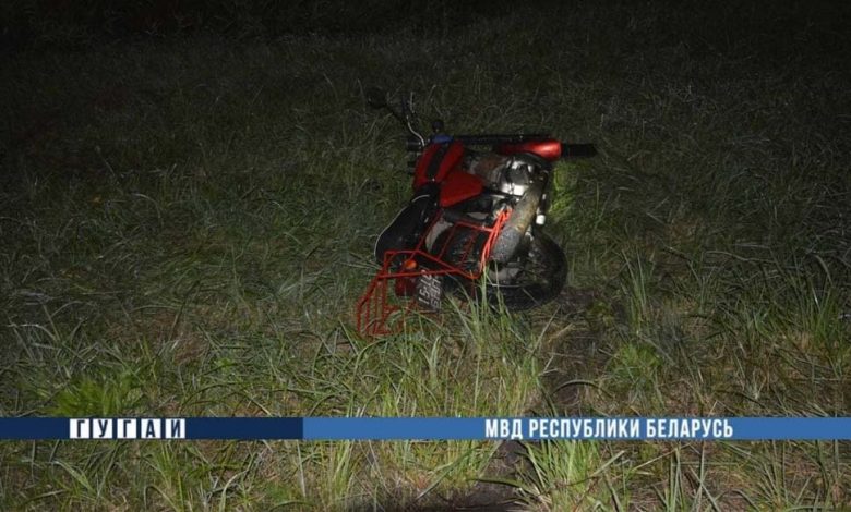 Пьяный житель Микашевич на мотоцикле попал в аварию