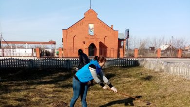 Сотни жителей Микашевич участвовали в городском субботнике