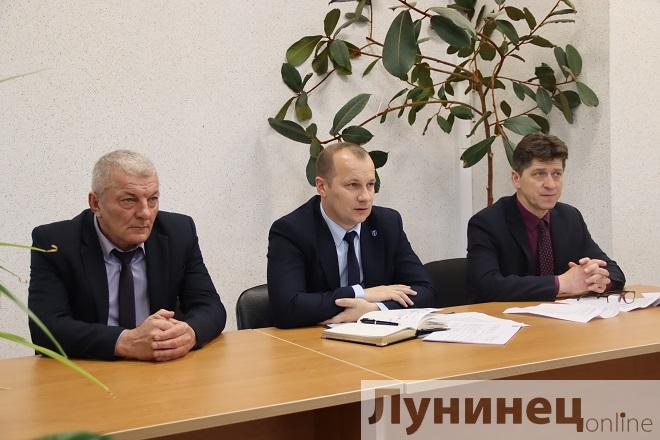 Руководитель Лунинецкого района встретился с работниками предприятия электрических сетей