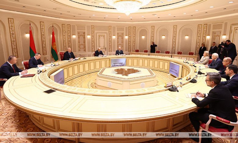 «Сегодня не деньги главное». Лукашенко рассказал об основной теме в переговорах с Путиным