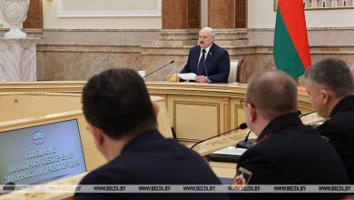 Президент: мы снесем голову любому, кто хочет нарушить мир и покой в Беларуси
