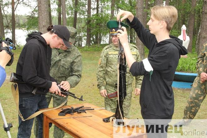 Открытие смены в оздоровительном лагере «Спутник» Лунинецкого района