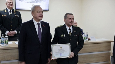 Руководителю Микашевичской межрайинспекции вручили Благодарность за заслуги в охране природы