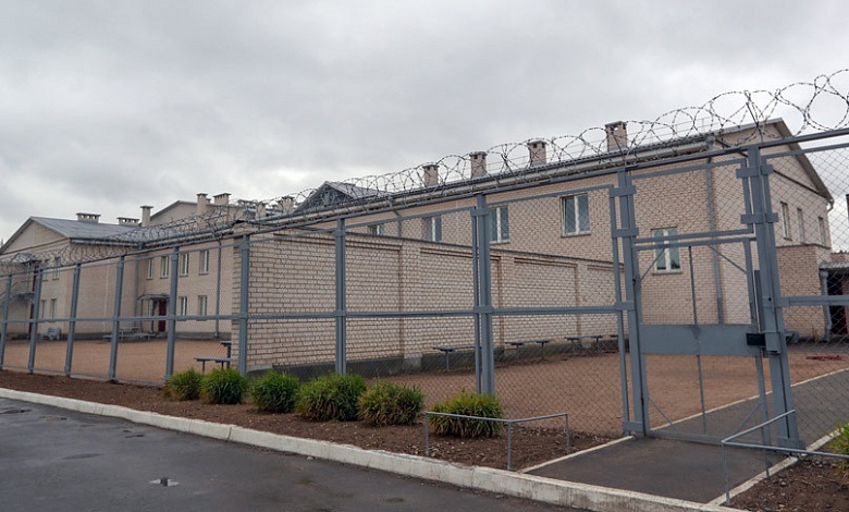 "Волчьи норы": Две истории о том, к чему приводят наркотики