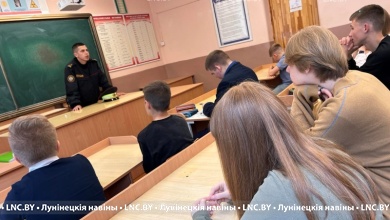Сотрудники ГАИ посещают школы в Лунинецком районе