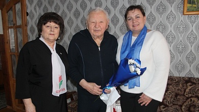 Ветеранов поздравили с Днем защитников Отечества в Лунинце